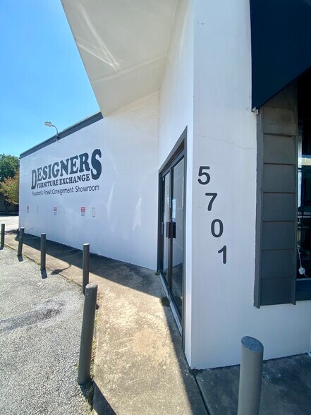 More Photos Of , Houston General Retail For Sale