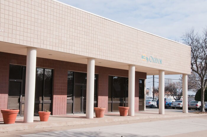 More Photos Of 1825 E Plano Pky, Plano Light Manufacturing For Lease