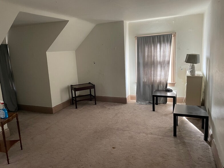 More Photos Of 1014 California Ave, Pittsburgh Storefront Retail Residential For Sale