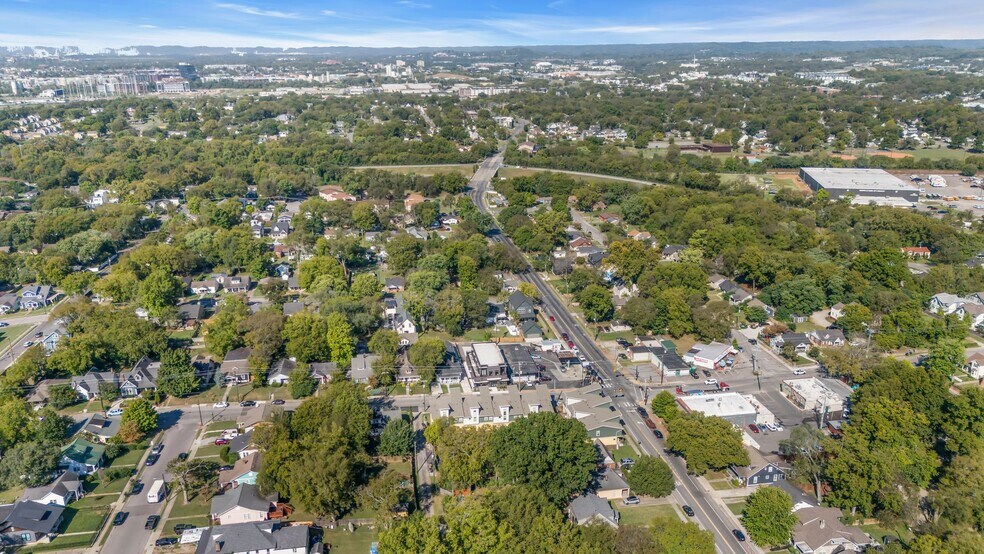 More Photos Of 722 McFerrin Ave, Nashville Restaurant For Lease