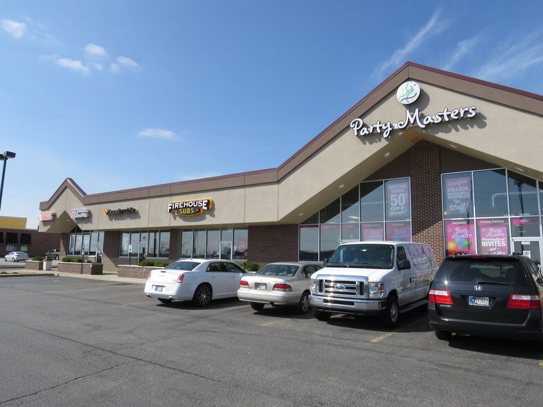 More Photos Of 6532-6546 US Hwy 6, Portage Unknown For Lease