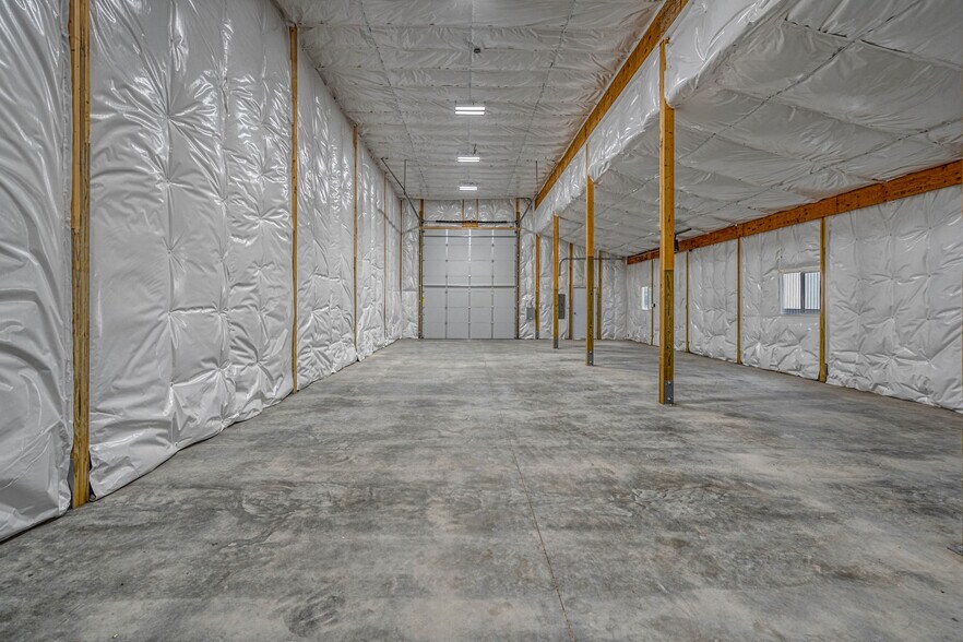 More Photos Of 176 Hill Rd, Bigfork Light Manufacturing For Sale