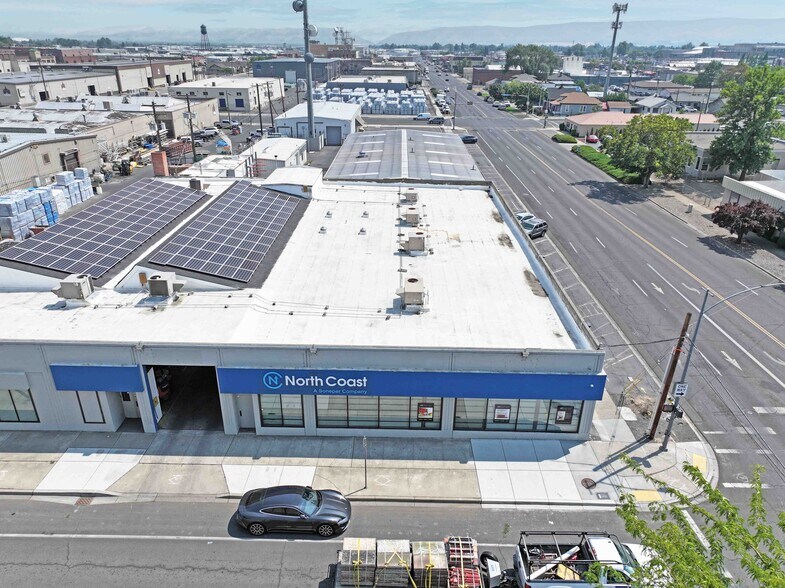 More Photos Of 215 N 3rd Ave, Yakima Office For Lease