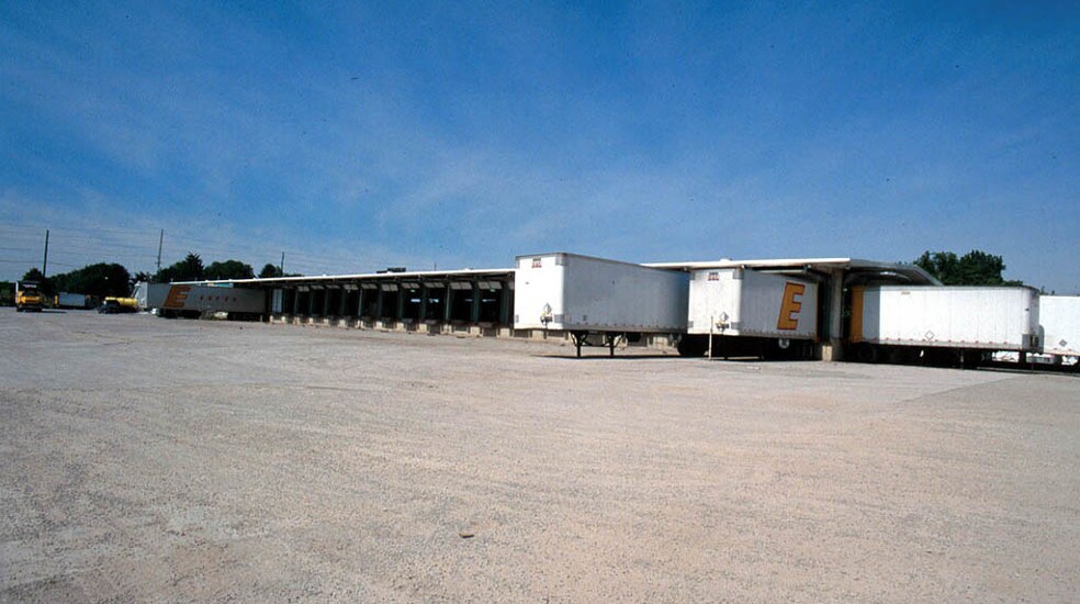More Photos Of 1030 Frank Rd, Columbus Industrial For Sale