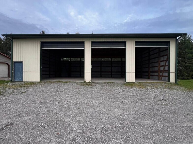 Primary Photo Of Hills Miller Rd, Delaware Flex For Lease