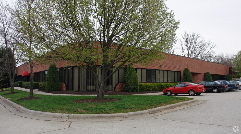 More Photos Of 4253 Piedmont Pky, Greensboro Office For Lease