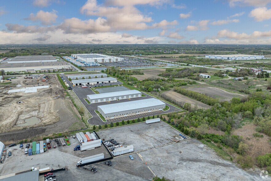 More Photos Of 6340-6350 Emerald Pky, Monee Warehouse For Lease