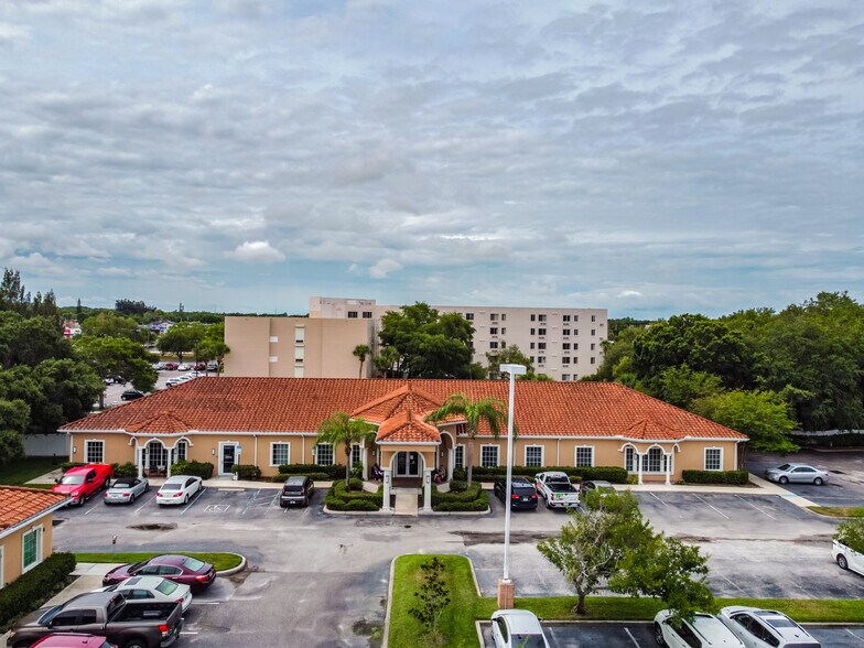 More Photos Of 6640 78th Ave N, Pinellas Park Medical For Sale