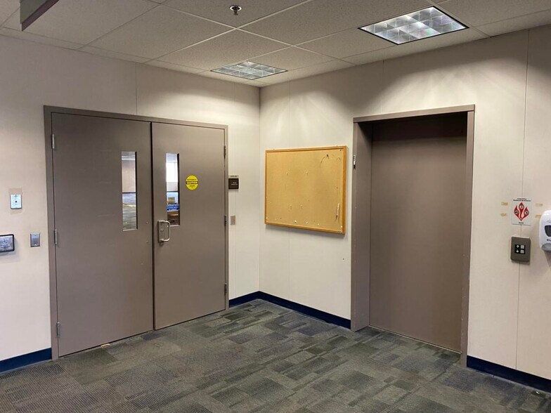 More Photos Of 175 Pine St, Williamsport Office For Lease