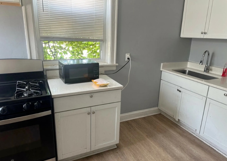 More Photos Of 949 E 84th St, Chicago Apartments For Sale