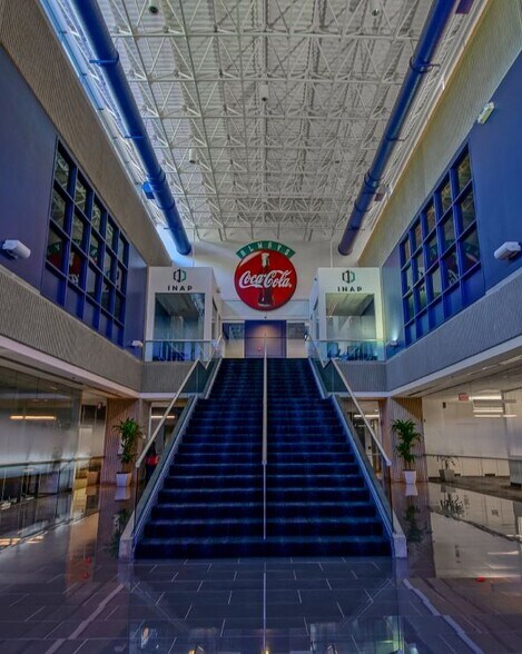 More Photos Of 40 Perimeter Ctr E, Atlanta Industrial For Lease