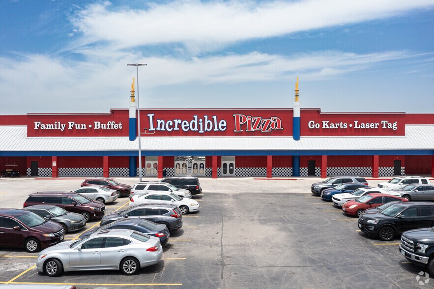 More Photos Of 2015 SW Loop 410, San Antonio Freestanding For Sale