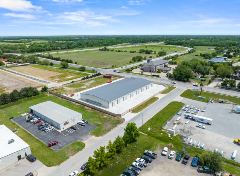 More Photos Of 140 Cain Dr, Haysville Industrial For Sale