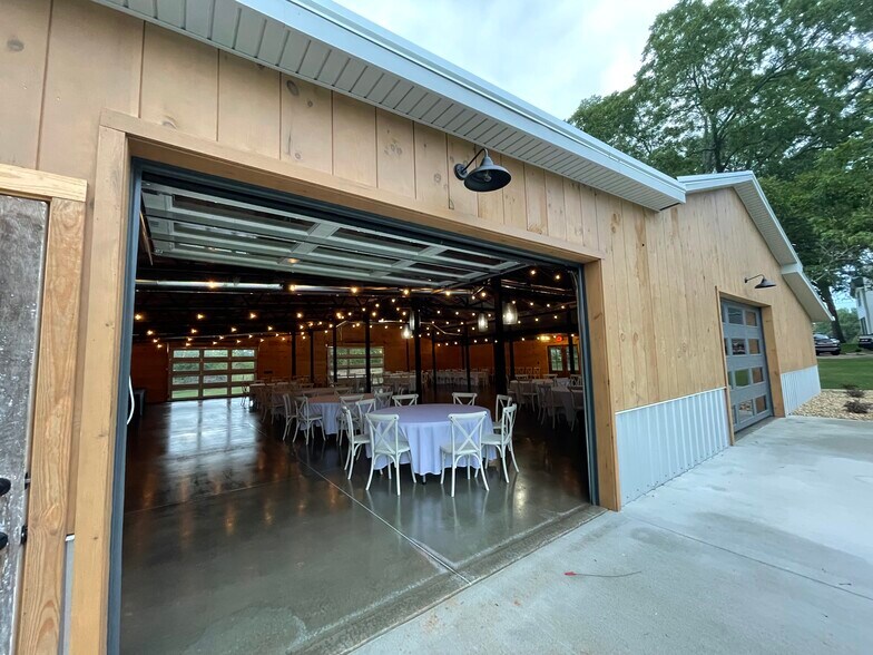 More Photos Of 10049 Old White Horse Rd, Greenville Specialty For Sale