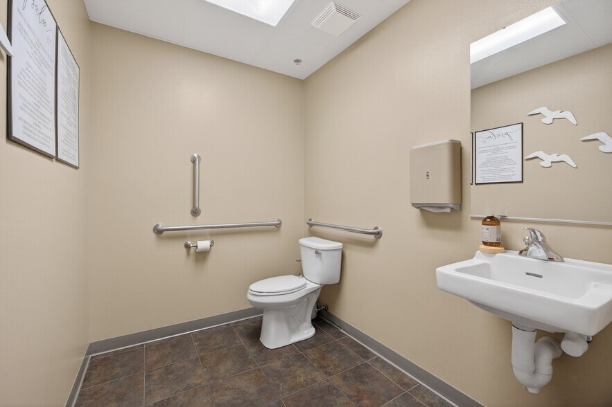 More Photos Of 1000 E Riverview Expy, Wisconsin Rapids Unknown For Lease