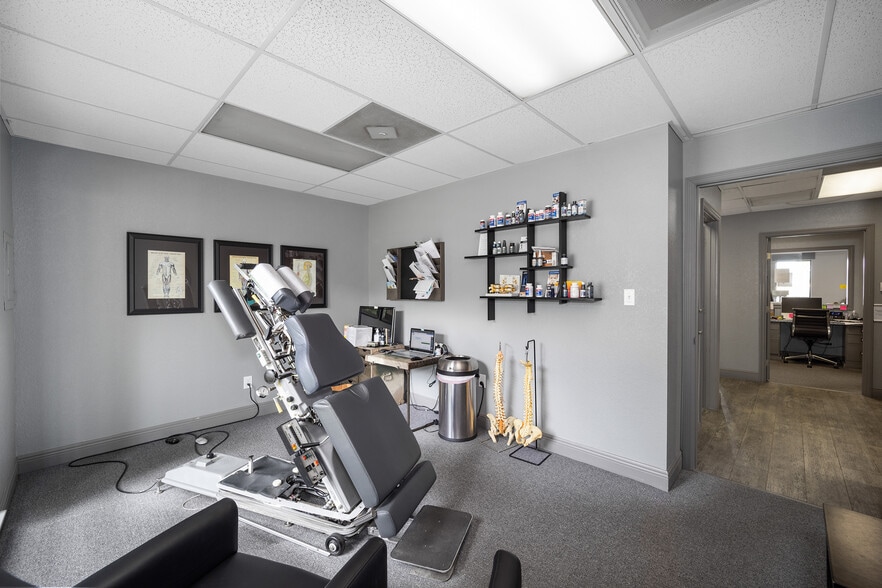 More Photos Of 2300 SE 17th St, Ocala Office For Sale