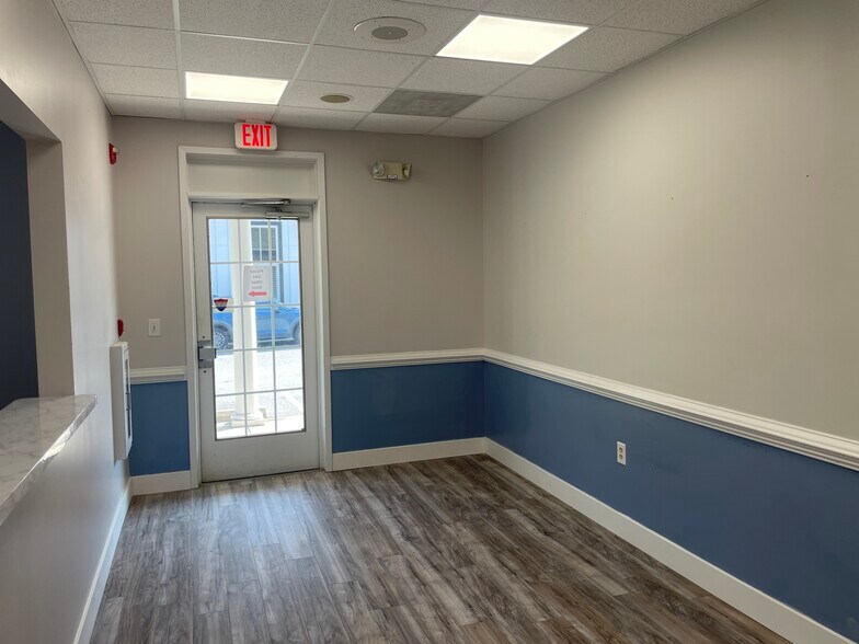 More Photos Of 325 Gambrills Rd, Gambrills Office For Sale