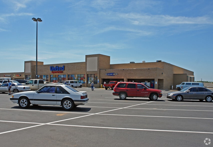Primary Photo Of 3400 Olton Rd, Plainview Unknown For Lease