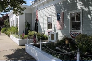 More Photos Of 241 Rushmore Ave, Carle Place Office For Sale