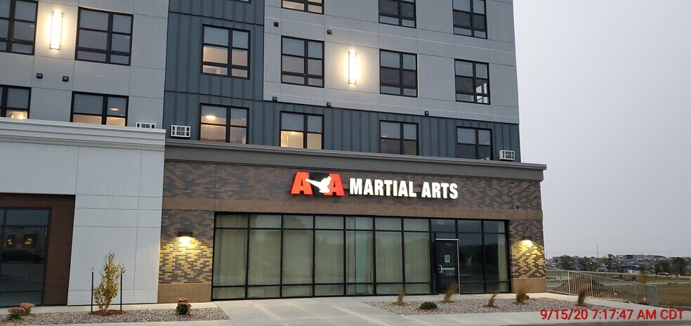 More Photos Of 202 E Greenfield Ln, Bismarck Apartments For Lease