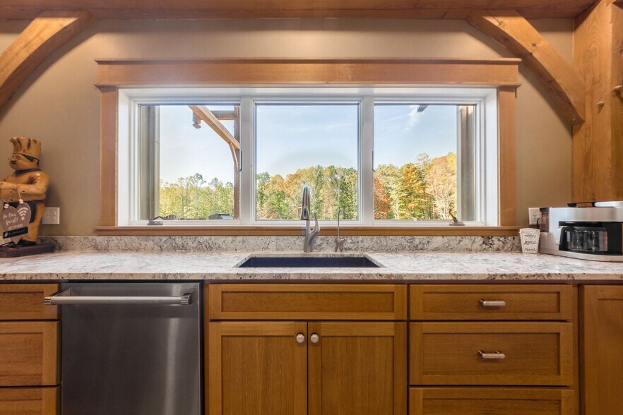 More Photos Of 16012 OH-678, Rockbridge Lodge Meeting Hall For Sale