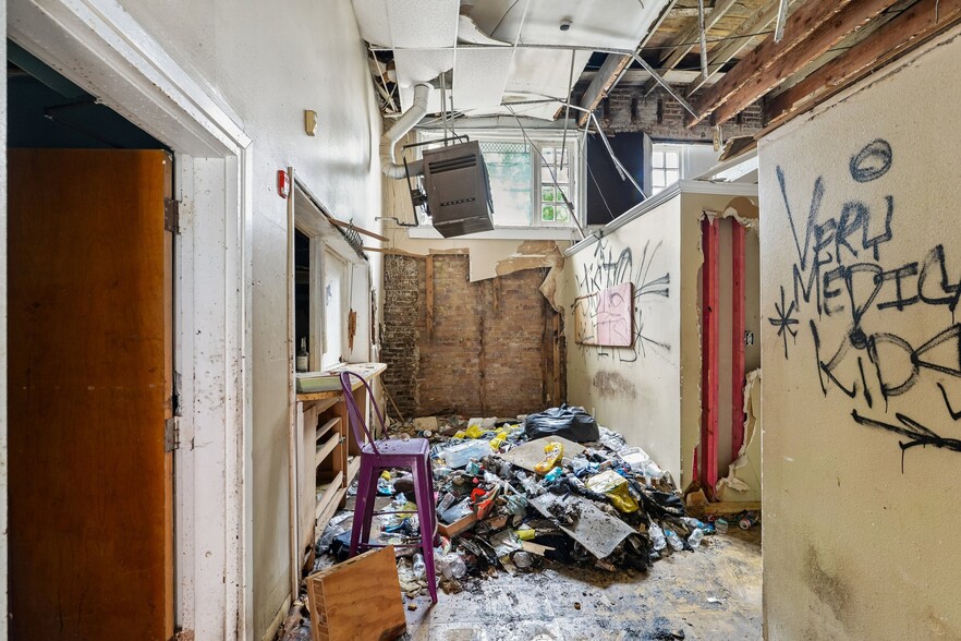 More Photos Of 1501 Oretha Castle Haley Blvd, New Orleans Service For Sale