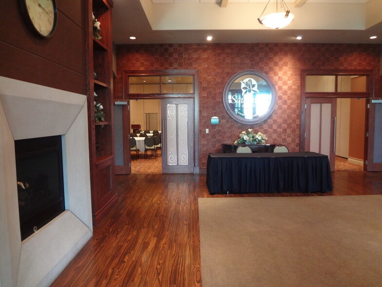 More Photos Of 5533 Chappell Crossing Blvd, West Chester Restaurant For Sale
