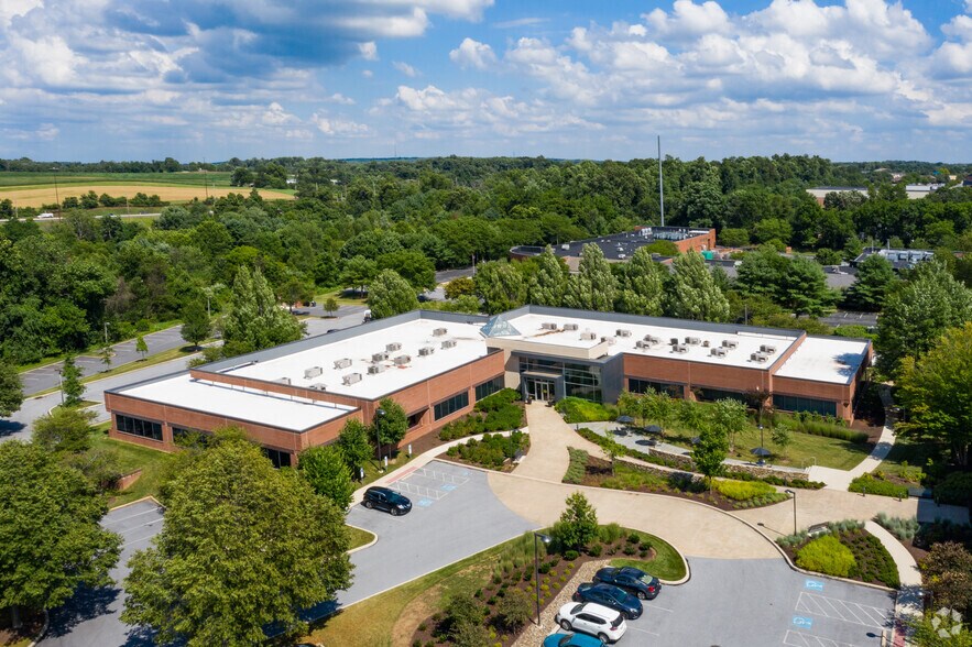More Photos Of 411 Eagleview Blvd, Exton Office For Lease