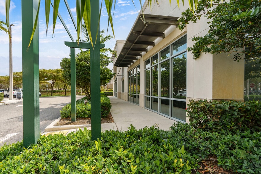 More Photos Of 4690 N State Road 7, Coconut Creek Unknown For Lease