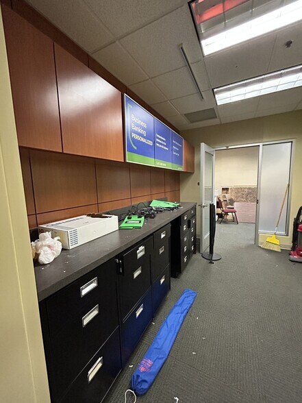 More Photos Of 115 E Sibley St, Hammond Freestanding For Lease