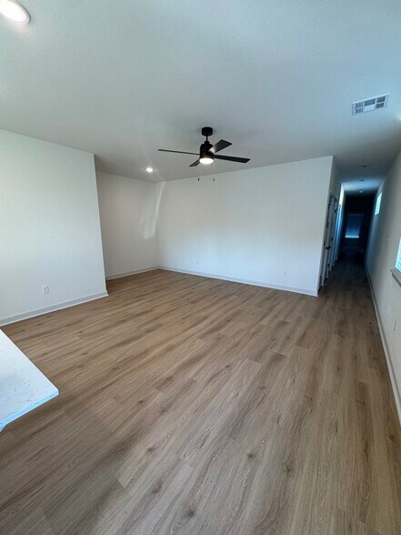 More Photos Of 816 N Main St, Broken Arrow Apartments For Sale