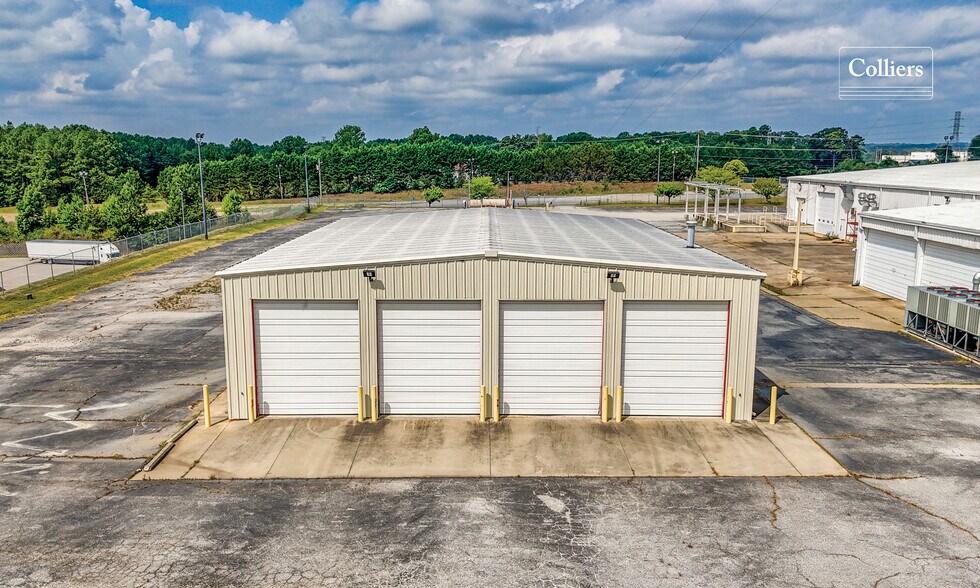 More Photos Of 811 Hamrick St, Gaffney Warehouse For Sale