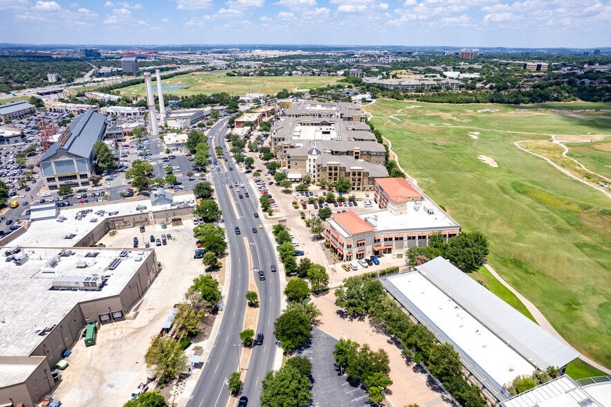 More Photos Of 250 E Basse Rd, San Antonio Medical For Lease