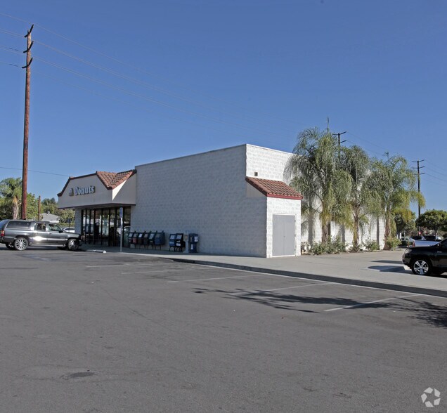 Primary Photo Of 121-125 S Harbor Blvd, La Habra Freestanding For Lease