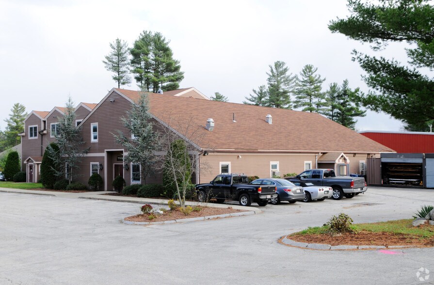 More Photos Of 123 Oak Hill Rd, Westford Research And Development For Lease