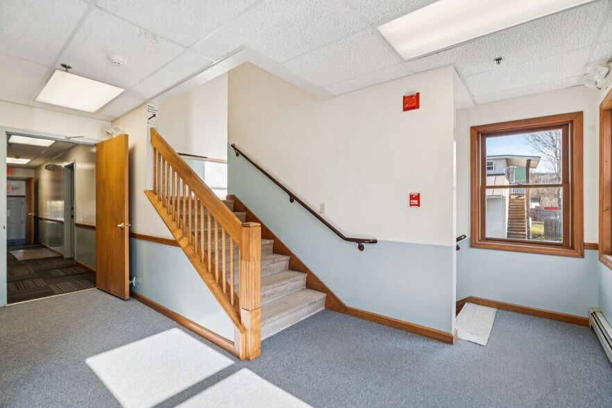 More Photos Of 61 Depot St, White River Junction Office For Sale