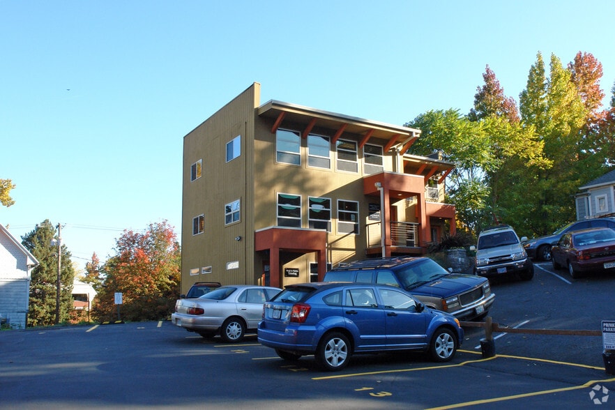 More Photos Of 1437-1439 SW Columbia St, Portland Office For Sale