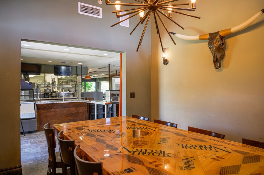 More Photos Of 19920 1st St, Hilmar Restaurant For Lease