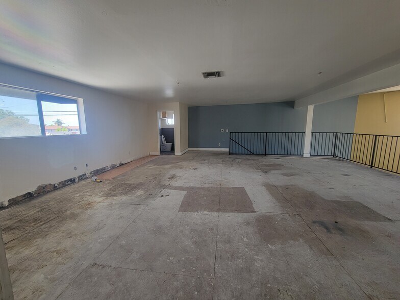 More Photos Of 2101 Pacific Coast Hwy, Lomita Storefront Retail Office For Lease