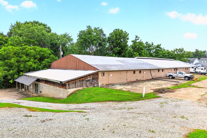 More Photos Of 1365 Mount Pleasant Rd, Greensburg Warehouse For Sale