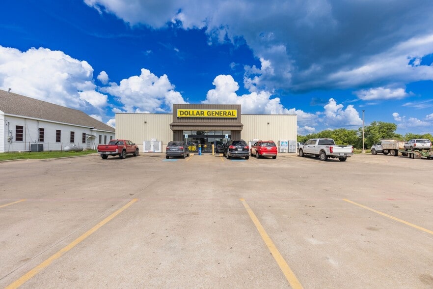 More Photos Of 9750 Texas 154/19 Hwy N, Sulphur Springs Freestanding For Sale