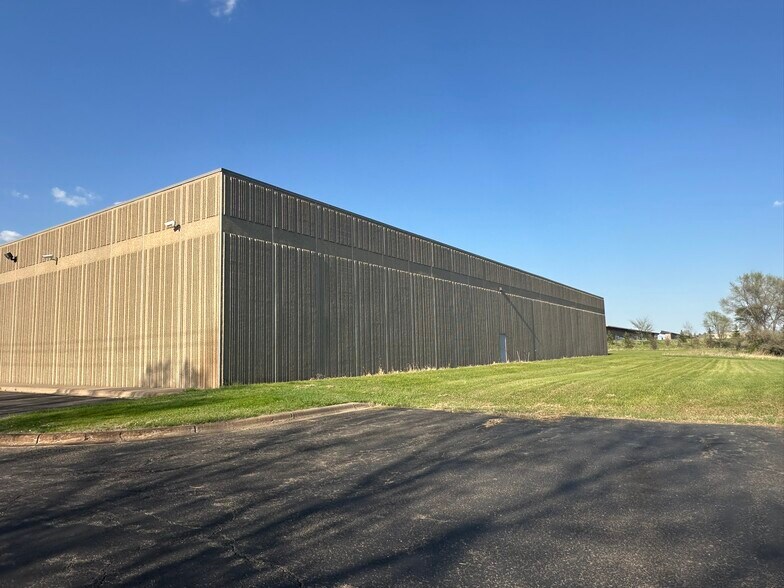 More Photos Of 9600 Fallon Ave NE, Monticello Manufacturing For Sale