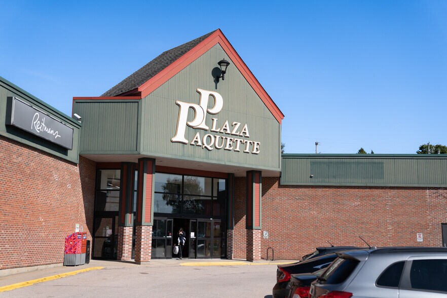 Primary Photo Of 939 Boul Albiny-Paquette, Mont-laurier General Retail For Lease