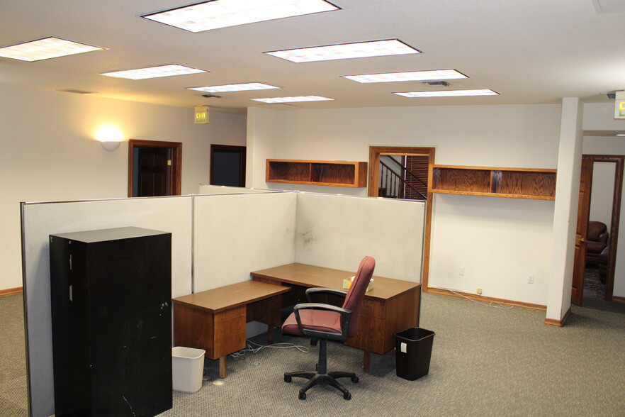 More Photos Of 606 S 9th St, Las Vegas Office Residential For Lease