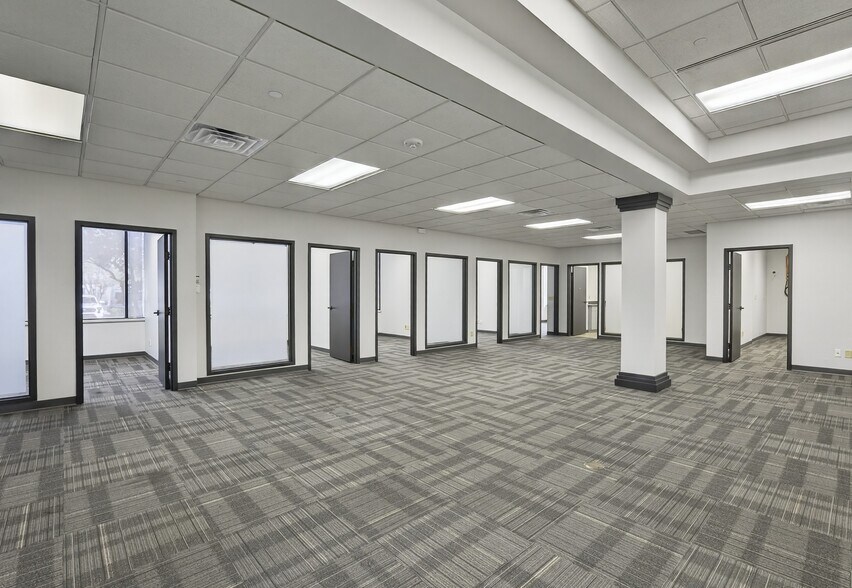 More Photos Of 100 W Stuart Ave, Lake Wales Office For Lease