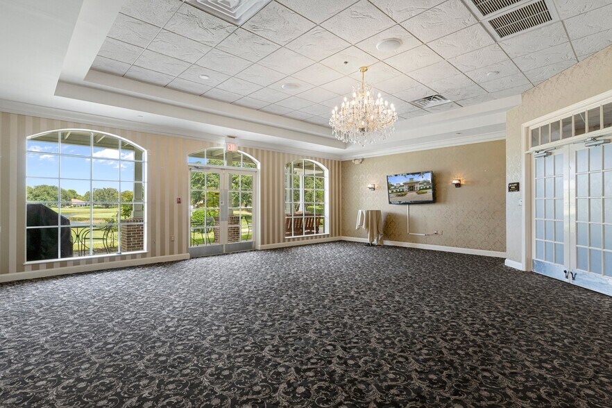 More Photos Of 4550 Golf Club Ln, Spring Hill Golf Course Driving Range For Sale