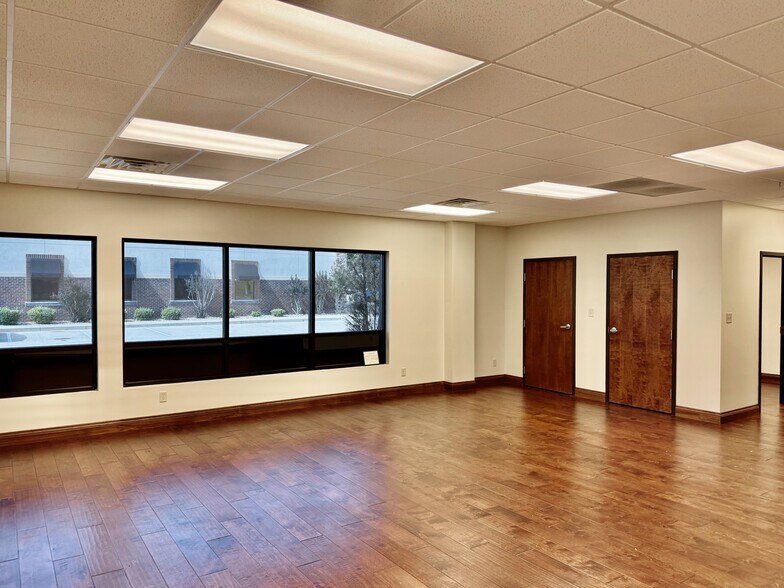 More Photos Of 12201 N Highway 41, Evansville Unknown For Lease