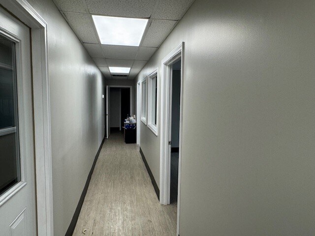 More Photos Of 1871 Industrial Bypass N, Franklin Warehouse For Lease