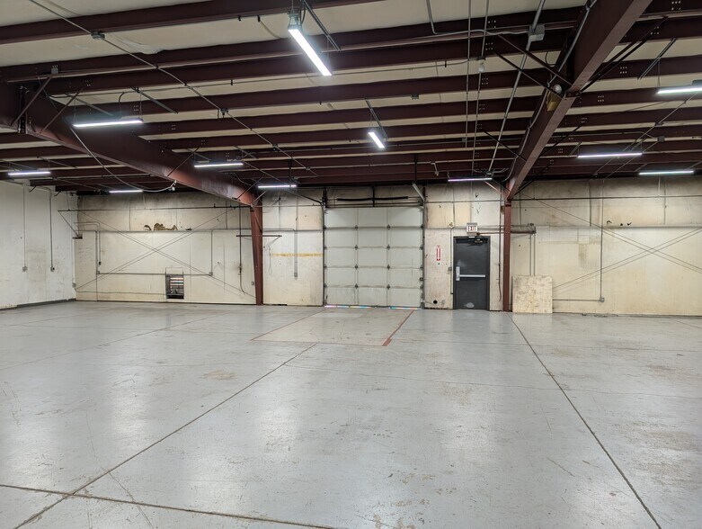 More Photos Of 4085 Pepperell Way, Dublin Distribution For Sale