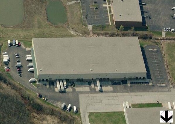 More Photos Of 4410 N 132nd St, Butler Warehouse For Lease